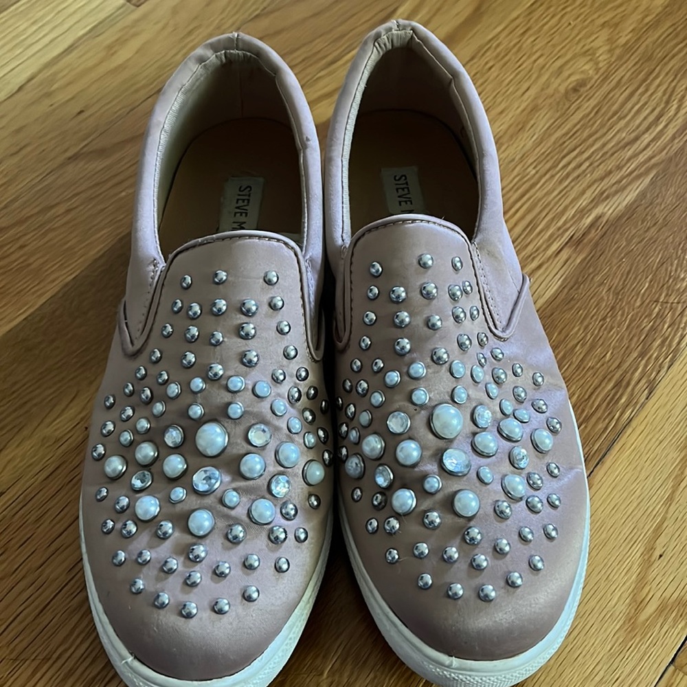 Steve Madden Slip-on Sneakers